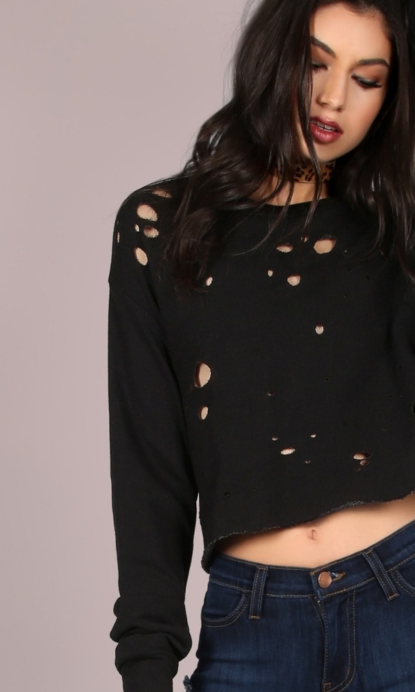 Backless Cropped Pullover - Picture 2 of 3